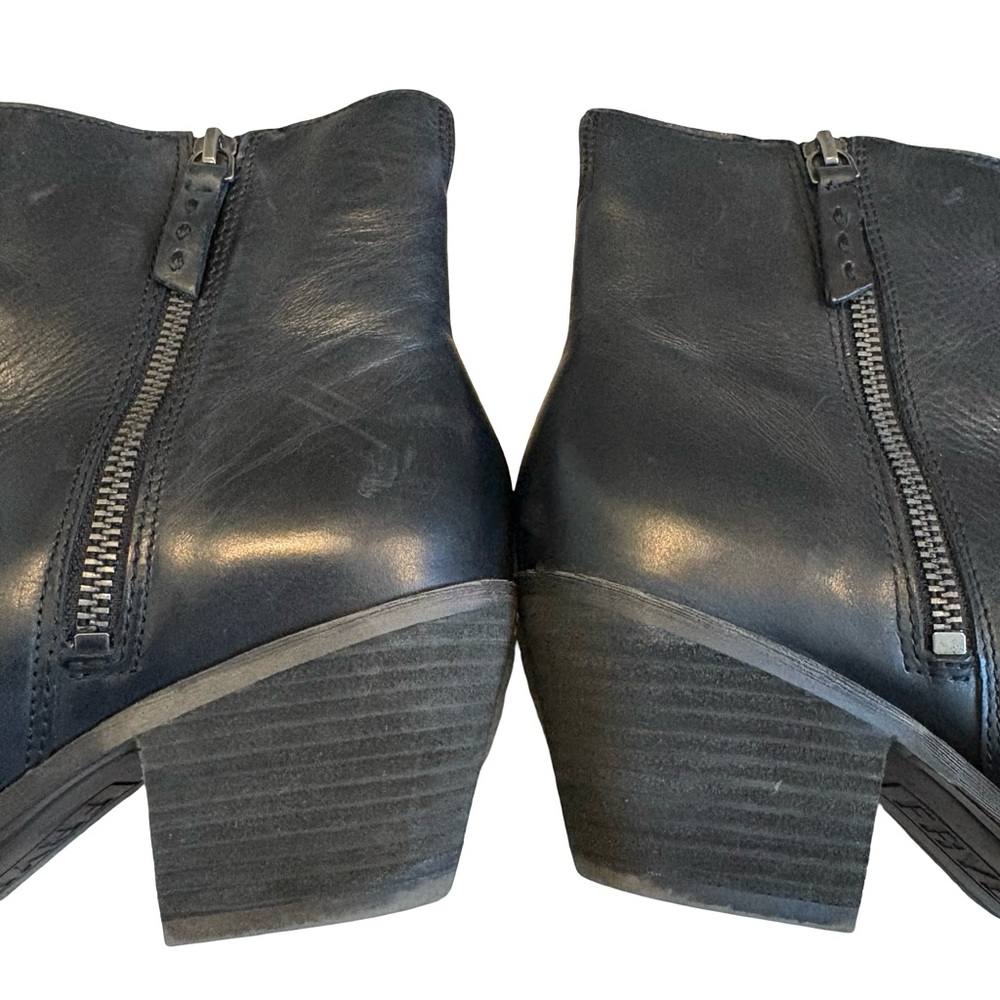 Frye Megan Black Leather Ankle Boots Western Minimalist Coastal Cowgirl, Sz 8.5 - Picture 11 of 16